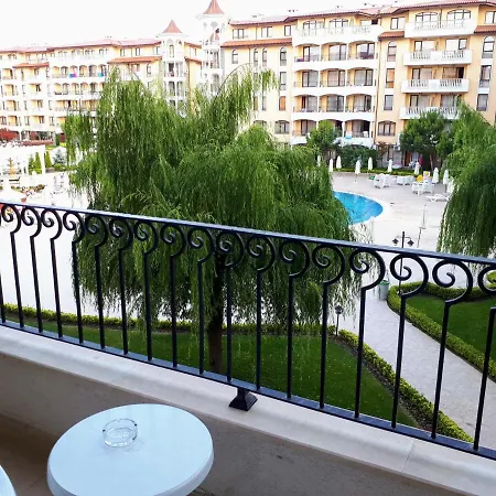 Apartament *